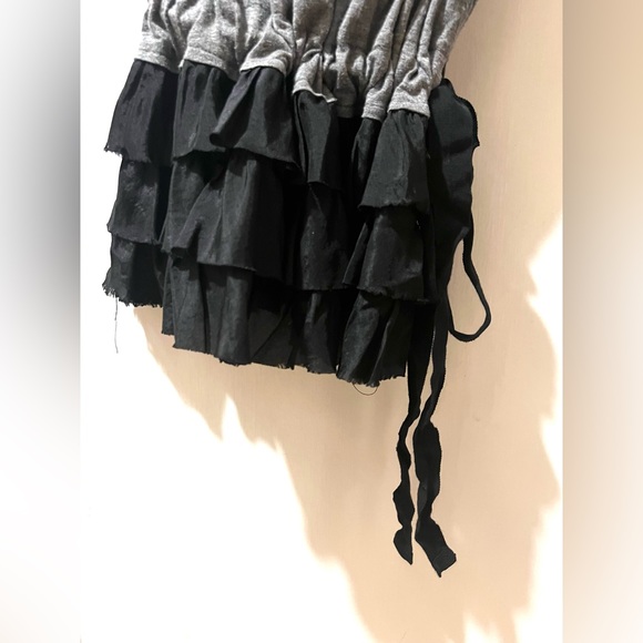 Y2K Young Fabulous & Broke Sz M Mini Dress Tunic Top Grey T-shirt Silk Ruffle - Picture 4 of 7